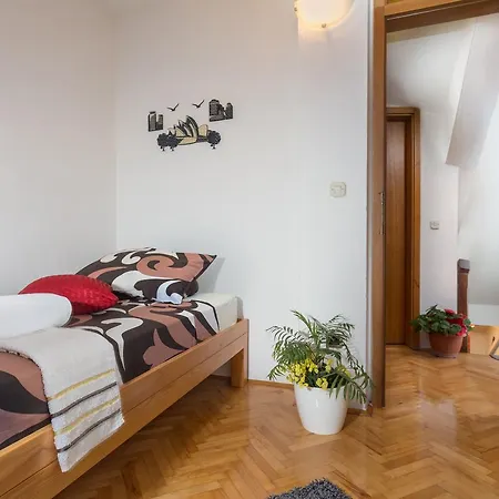 Apartment View Split