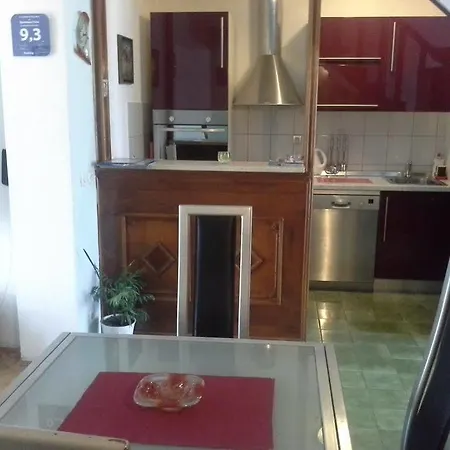 Apartment View Split